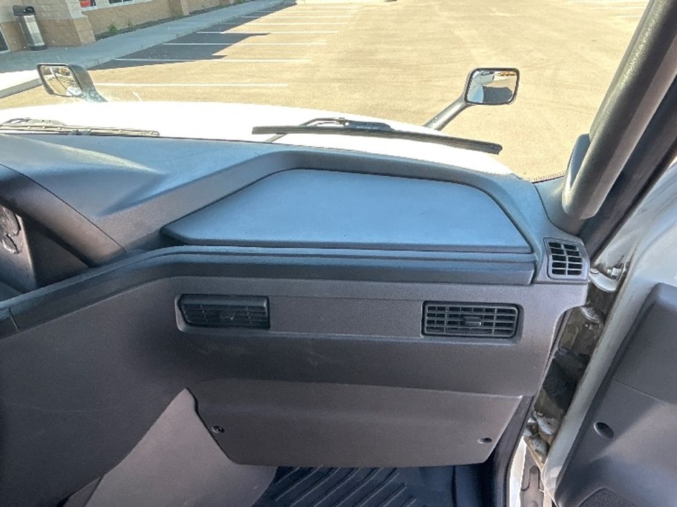 Sleeper Tractor-Heavy Duty Tractors-International-2023-LT625-Phoenix-AZ-751,277\n\t\tmiles-$ 34,500 - Image 14