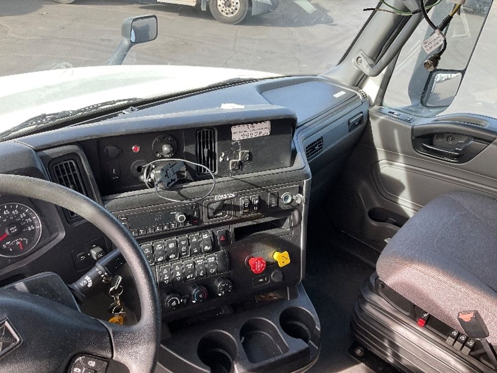 Sleeper Tractor-Heavy Duty Tractors-International-2023-LT625-Phoenix-AZ-753,486\n\t\tmiles-$ 34,250 - Image 12