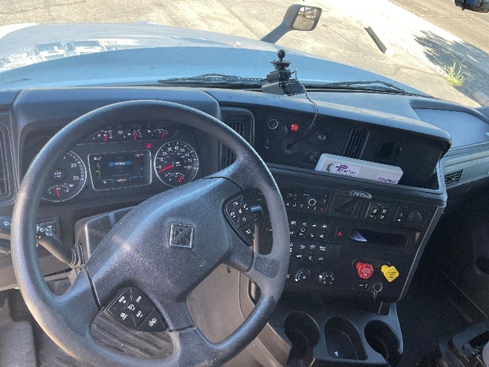Sleeper Tractor-Heavy Duty Tractors-International-2023-LT625-Phoenix-AZ-827,207\n\t\tmiles-$ 34,250 - Image 11