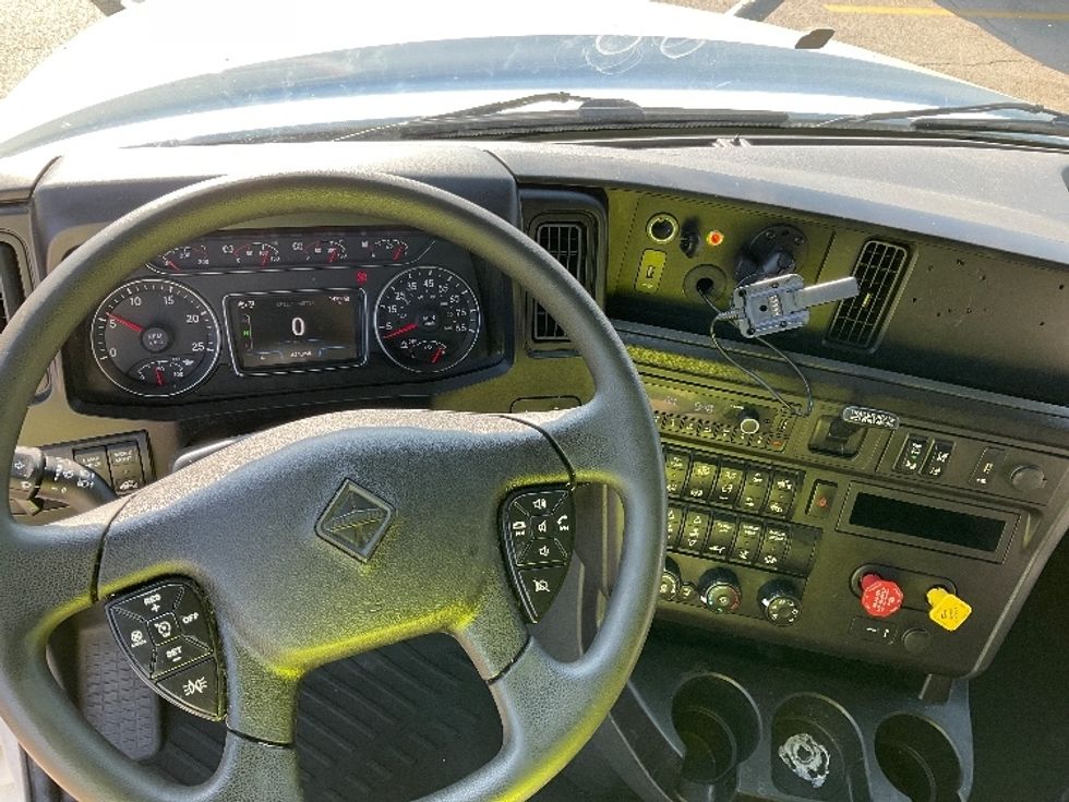 Sleeper Tractor-Heavy Duty Tractors-International-2023-LT625-Piqua-OH-624,955\n\t\tmiles-$ 44,250 - Image 11
