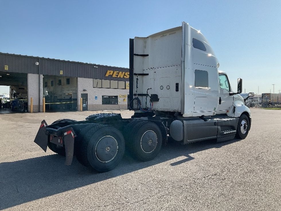 Sleeper Tractor-Heavy Duty Tractors-International-2023-LT625-Piqua-OH-624,955\n\t\tmiles-$ 44,250 - Image 7