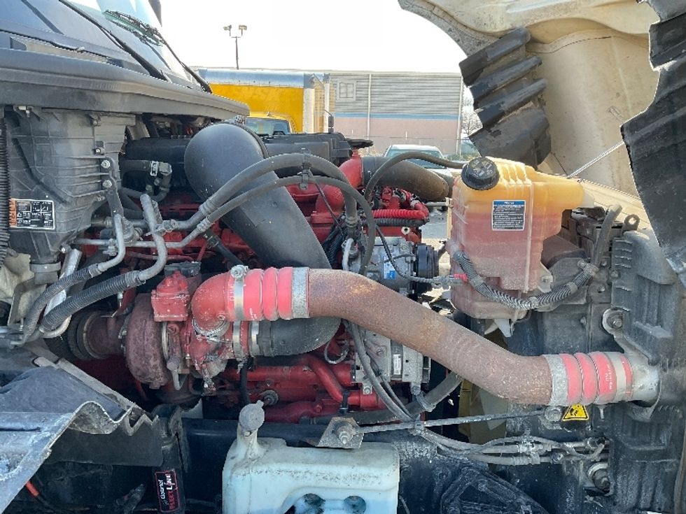 Sleeper Tractor-Heavy Duty Tractors-International-2023-LT625-Poplar Bluff-MO-669,720\n\t\tmiles-$ 40,500 - Image 20