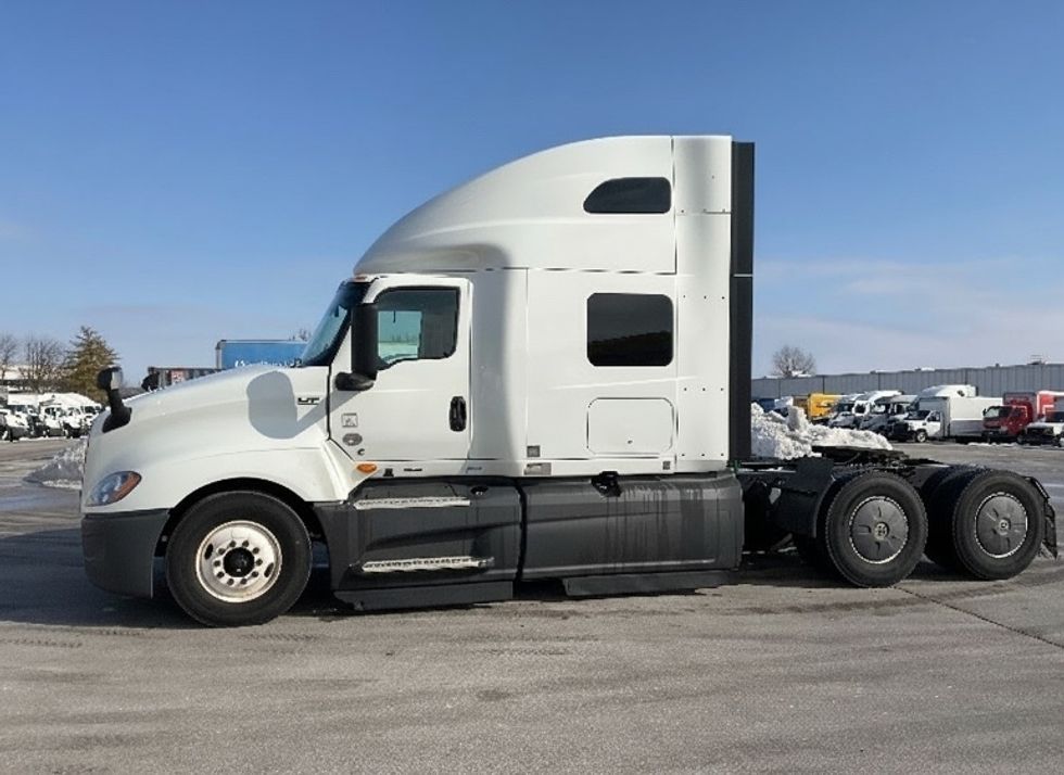 Sleeper Tractor-Heavy Duty Tractors-International-2023-LT625-Poplar Bluff-MO-669,720\n\t\tmiles-$ 40,500 - Image 4