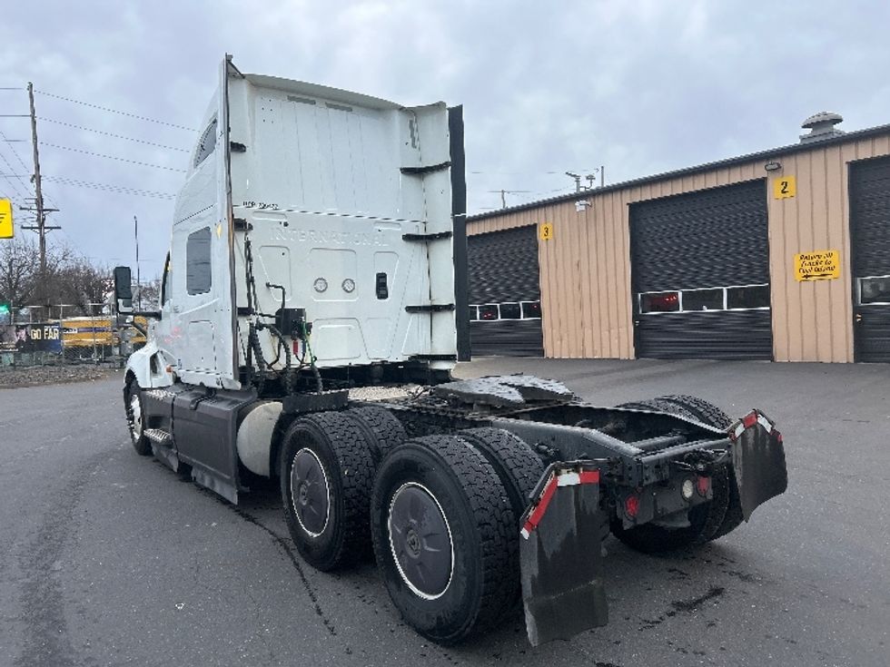 Sleeper Tractor-Heavy Duty Tractors-International-2023-LT625-Portland-OR-634,672\n\t\tmiles-$ 48,250 - Image 5