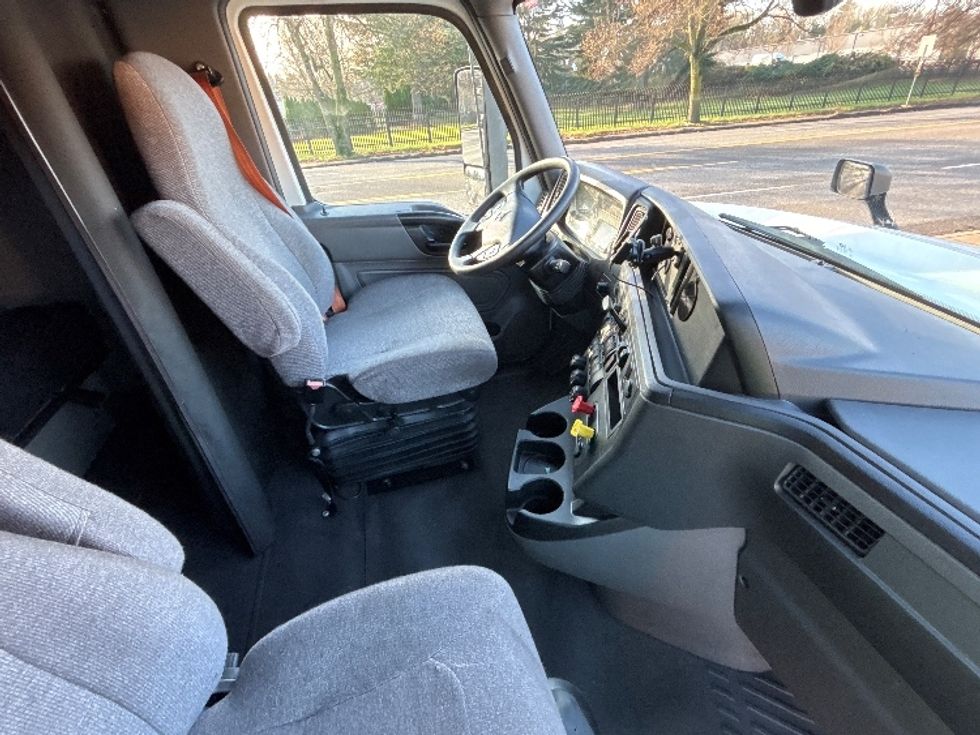 Sleeper Tractor-Heavy Duty Tractors-International-2023-LT625-Portland-OR-660,440\n\t\tmiles-$ 45,500 - Image 15