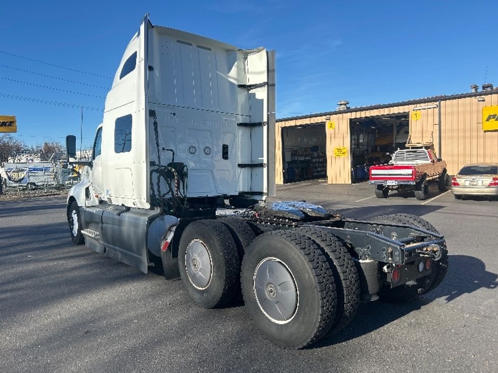 Sleeper Tractor-Heavy Duty Tractors-International-2023-LT625-Portland-OR-660,440\n\t\tmiles-$ 45,500 - Image 5