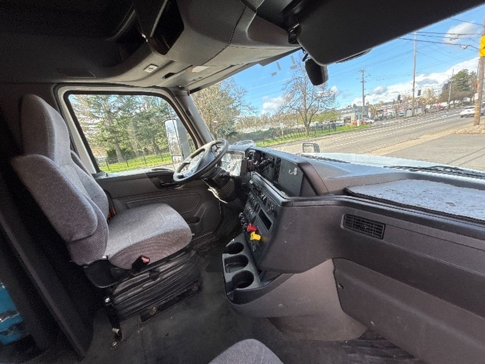 Sleeper Tractor-Heavy Duty Tractors-International-2023-LT625-Portland-OR-667,159\n\t\tmiles-$ 44,750 - Image 15