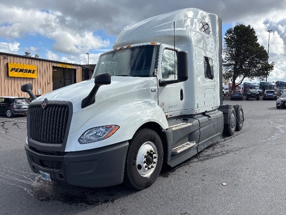 Sleeper Tractor-Heavy Duty Tractors-International-2023-LT625-Portland-OR-667,159\n\t\tmiles-$ 44,750 - Image 3
