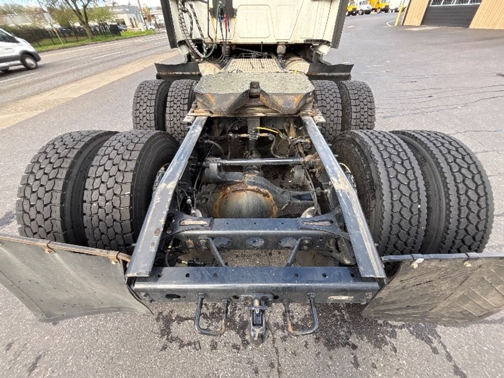 Sleeper Tractor-Heavy Duty Tractors-International-2023-LT625-Portland-OR-667,159\n\t\tmiles-$ 44,750 - Image 6