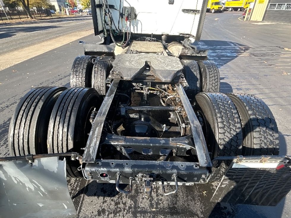 Sleeper Tractor-Heavy Duty Tractors-International-2023-LT625-Portland-OR-742,774\n\t\tmiles-$ 44,750 - Image 6
