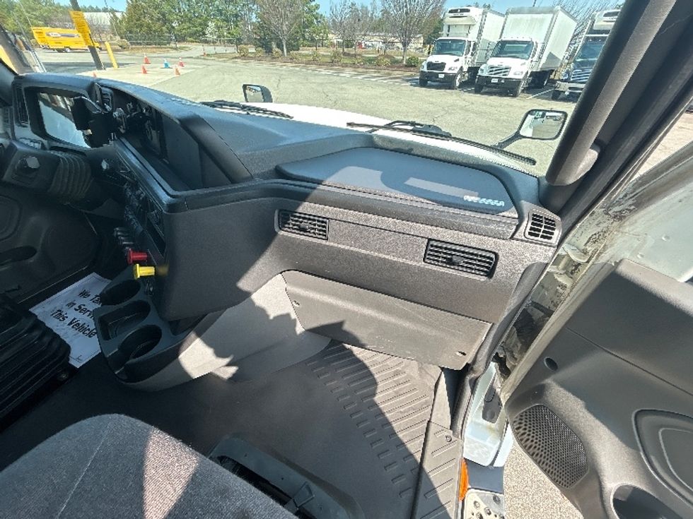 Sleeper Tractor-Heavy Duty Tractors-International-2023-LT625-Prince George-VA-714,884\n\t\tmiles-$ 35,750 - Image 14