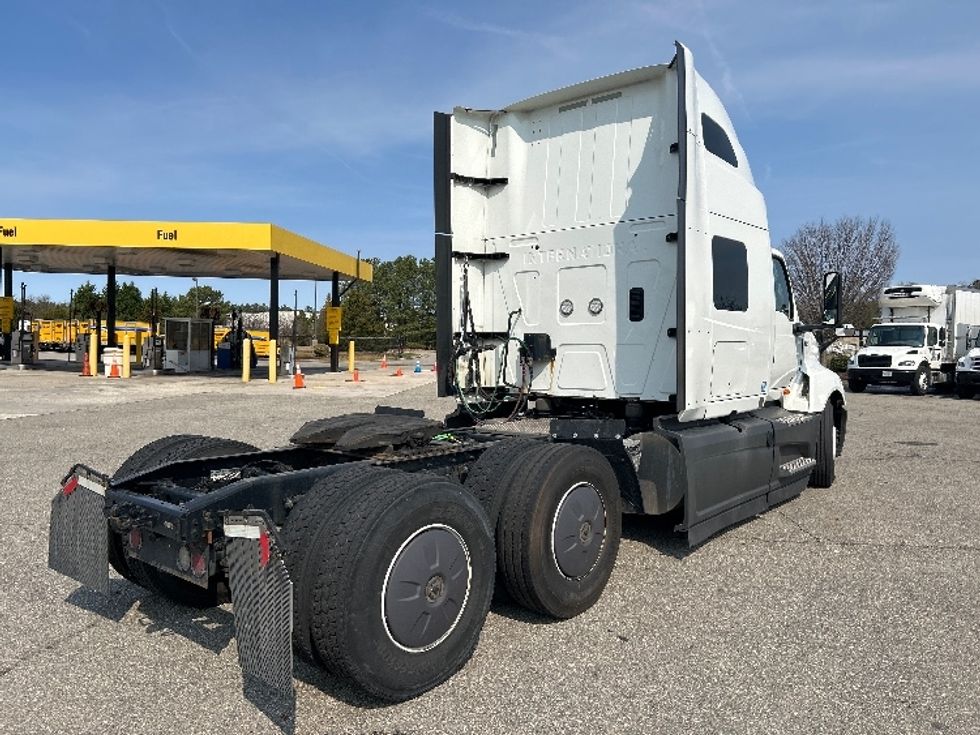 Sleeper Tractor-Heavy Duty Tractors-International-2023-LT625-Prince George-VA-714,884\n\t\tmiles-$ 35,750 - Image 7