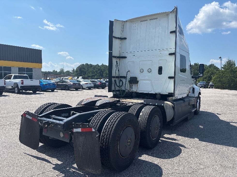 Sleeper Tractor-Heavy Duty Tractors-International-2023-LT625-Prince George-VA-762,905\n\t\tmiles-$ 42,500 - Image 7