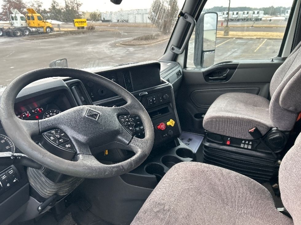 Sleeper Tractor-Heavy Duty Tractors-International-2023-LT625-Rothschild-WI-669,775\n\t\tmiles-$ 39,000 - Image 10