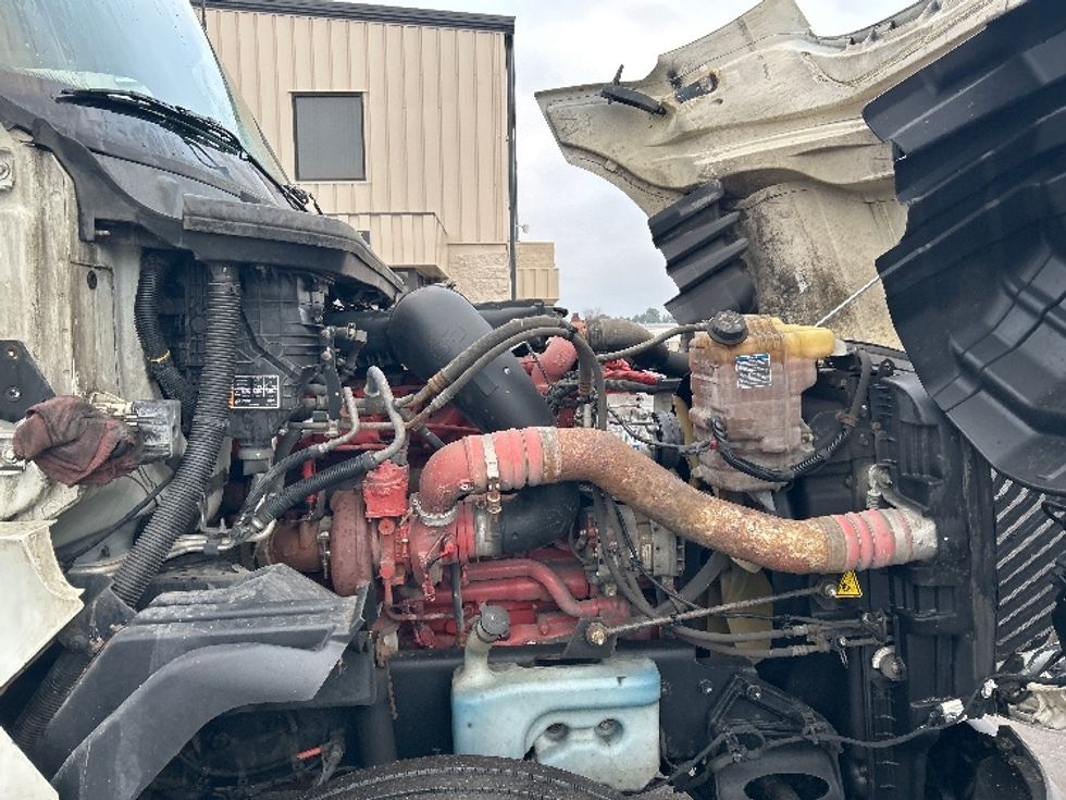 Sleeper Tractor-Heavy Duty Tractors-International-2023-LT625-Rothschild-WI-669,775\n\t\tmiles-$ 39,000 - Image 20