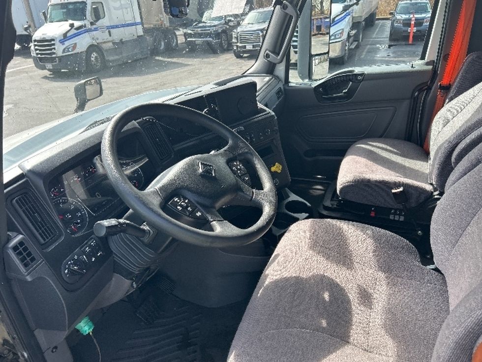 Sleeper Tractor-Heavy Duty Tractors-International-2023-LT625-Salem-VA-664,308\n\t\tmiles-$ 40,750 - Image 10