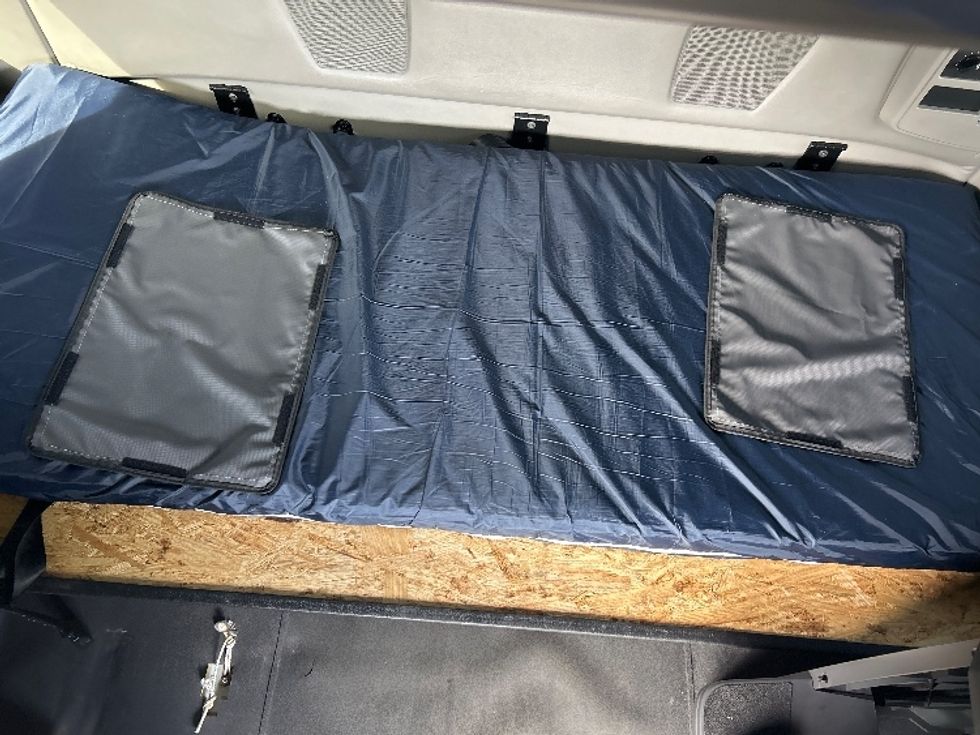 Sleeper Tractor-Heavy Duty Tractors-International-2023-LT625-Salem-VA-664,308\n\t\tmiles-$ 40,750 - Image 16