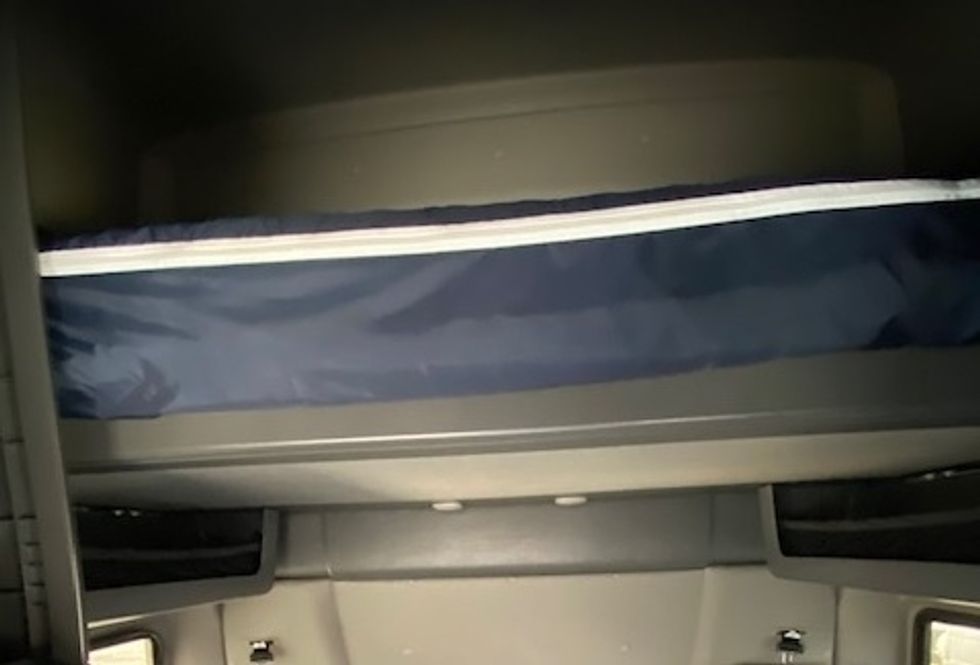 Sleeper Tractor-Heavy Duty Tractors-International-2023-LT625-Salem-VA-664,308\n\t\tmiles-$ 40,750 - Image 19