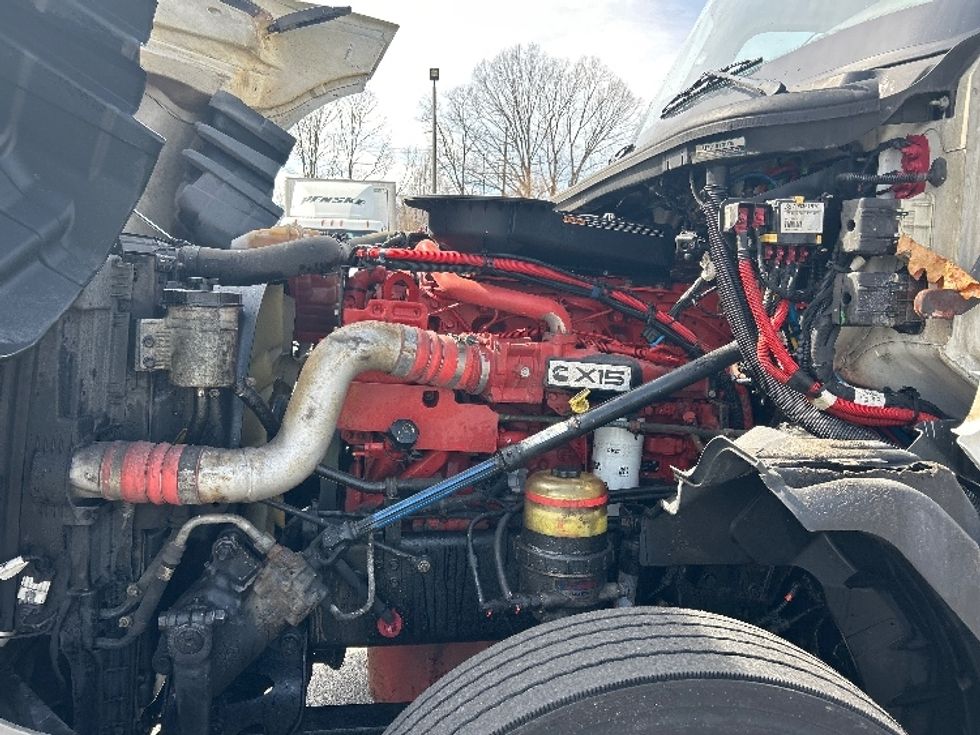 Sleeper Tractor-Heavy Duty Tractors-International-2023-LT625-Salem-VA-664,308\n\t\tmiles-$ 40,750 - Image 20