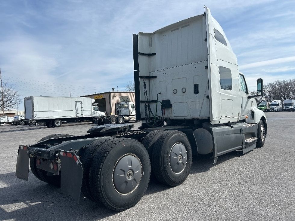 Sleeper Tractor-Heavy Duty Tractors-International-2023-LT625-Salem-VA-664,308\n\t\tmiles-$ 40,750 - Image 7