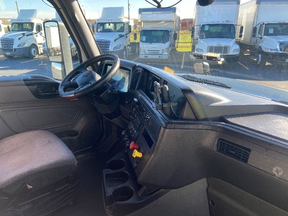 Sleeper Tractor-Heavy Duty Tractors-International-2023-LT625-San Antonio-TX-586,553\n\t\tmiles-$ 53,750 - Image 15