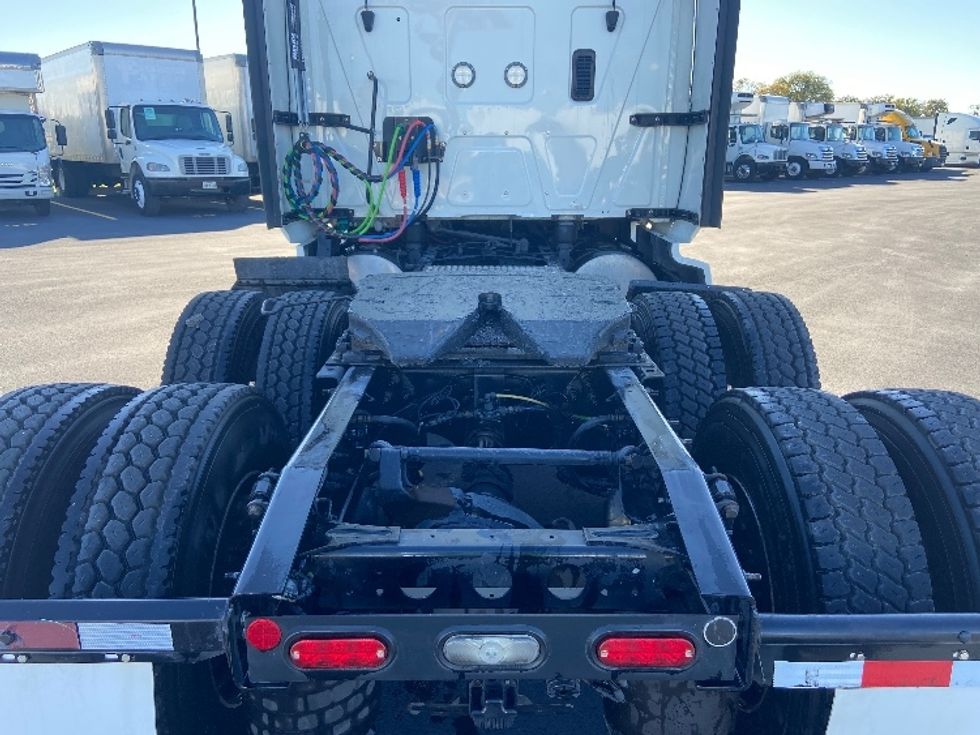 Sleeper Tractor-Heavy Duty Tractors-International-2023-LT625-San Antonio-TX-586,553\n\t\tmiles-$ 53,750 - Image 6