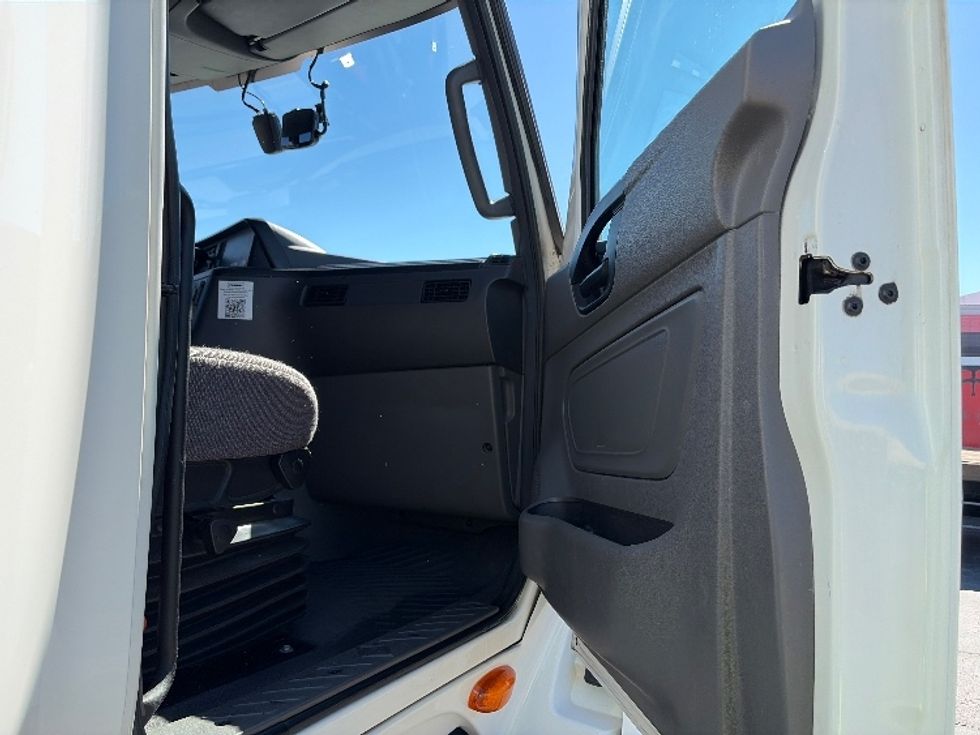 Sleeper Tractor-Heavy Duty Tractors-International-2023-LT625-San Antonio-TX-632,494\n\t\tmiles-$ 45,500 - Image 13