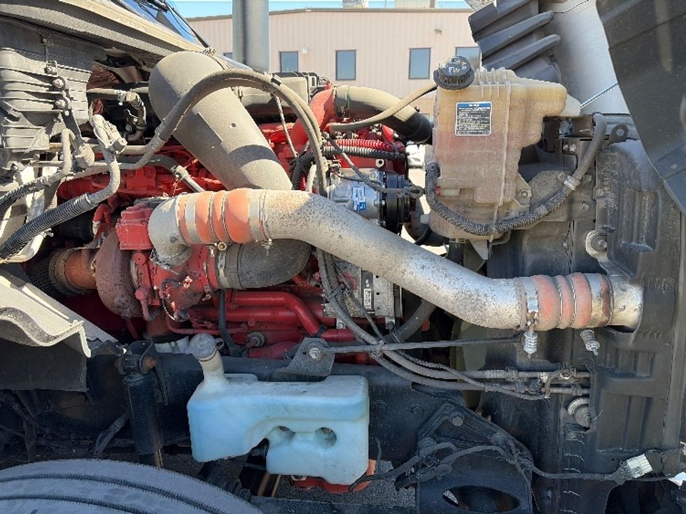 Sleeper Tractor-Heavy Duty Tractors-International-2023-LT625-San Antonio-TX-632,494\n\t\tmiles-$ 45,500 - Image 20