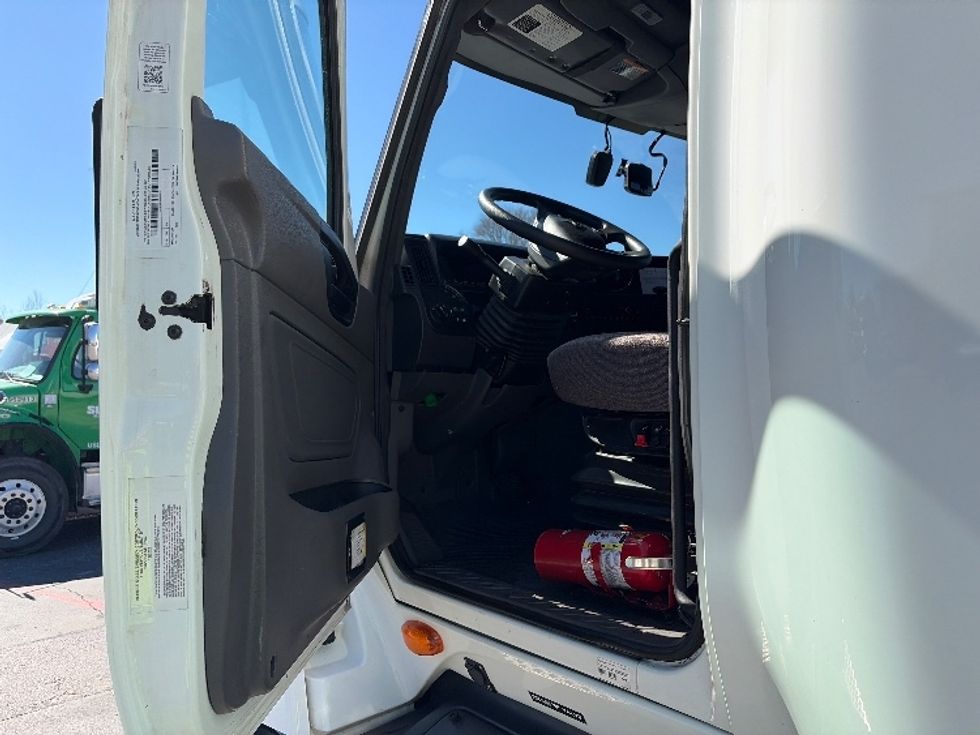 Sleeper Tractor-Heavy Duty Tractors-International-2023-LT625-San Antonio-TX-632,494\n\t\tmiles-$ 45,500 - Image 9