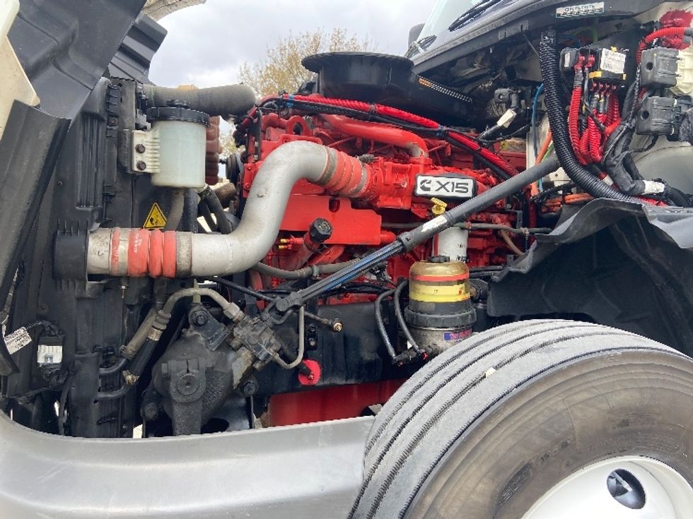 Sleeper Tractor-Heavy Duty Tractors-International-2023-LT625-San Antonio-TX-672,327\n\t\tmiles-$ 41,500 - Image 21