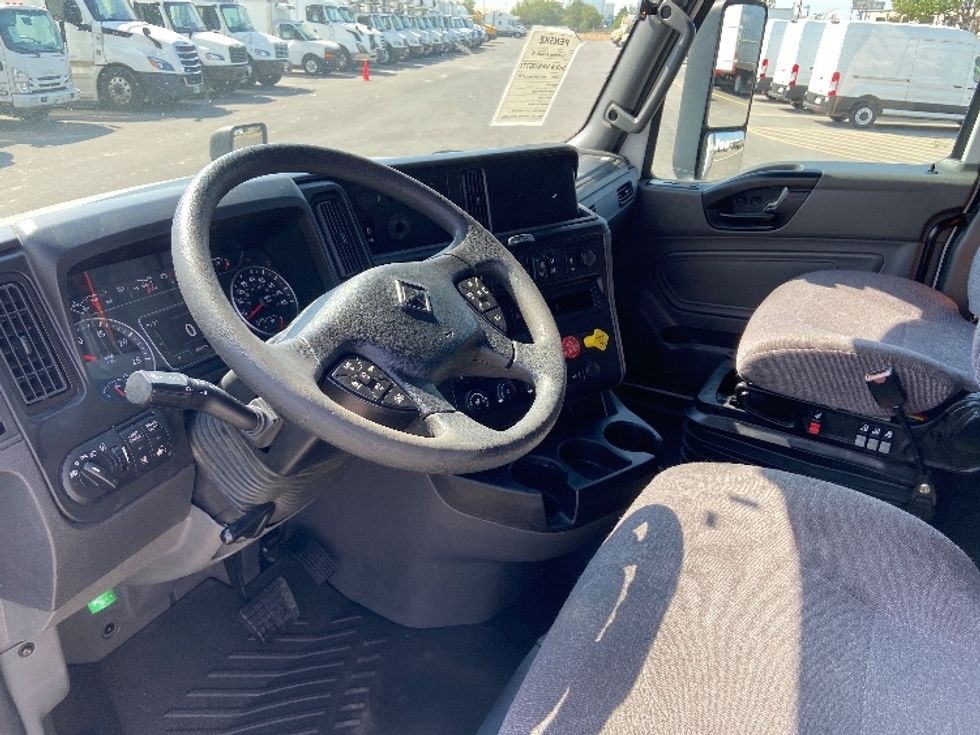 Sleeper Tractor-Heavy Duty Tractors-International-2023-LT625-San Antonio-TX-683,919\n\t\tmiles-$ 44,500 - Image 10