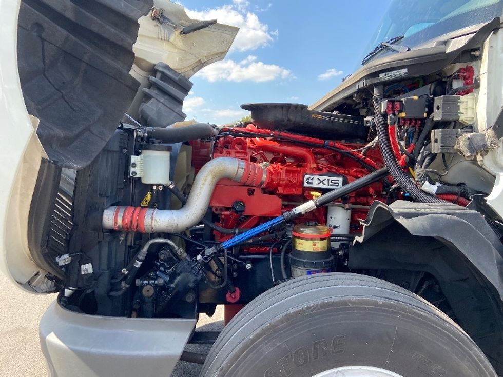 Sleeper Tractor-Heavy Duty Tractors-International-2023-LT625-San Antonio-TX-683,919\n\t\tmiles-$ 44,500 - Image 21