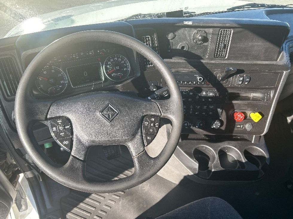 Sleeper Tractor-Heavy Duty Tractors-International-2023-LT625-San Diego-CA-572,538\n\t\tmiles-$ 57,250 - Image 12