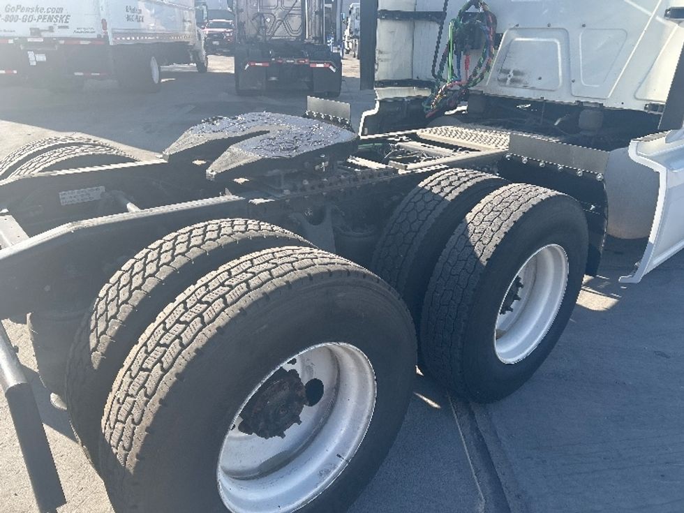 Sleeper Tractor-Heavy Duty Tractors-International-2023-LT625-San Diego-CA-572,538\n\t\tmiles-$ 57,250 - Image 22