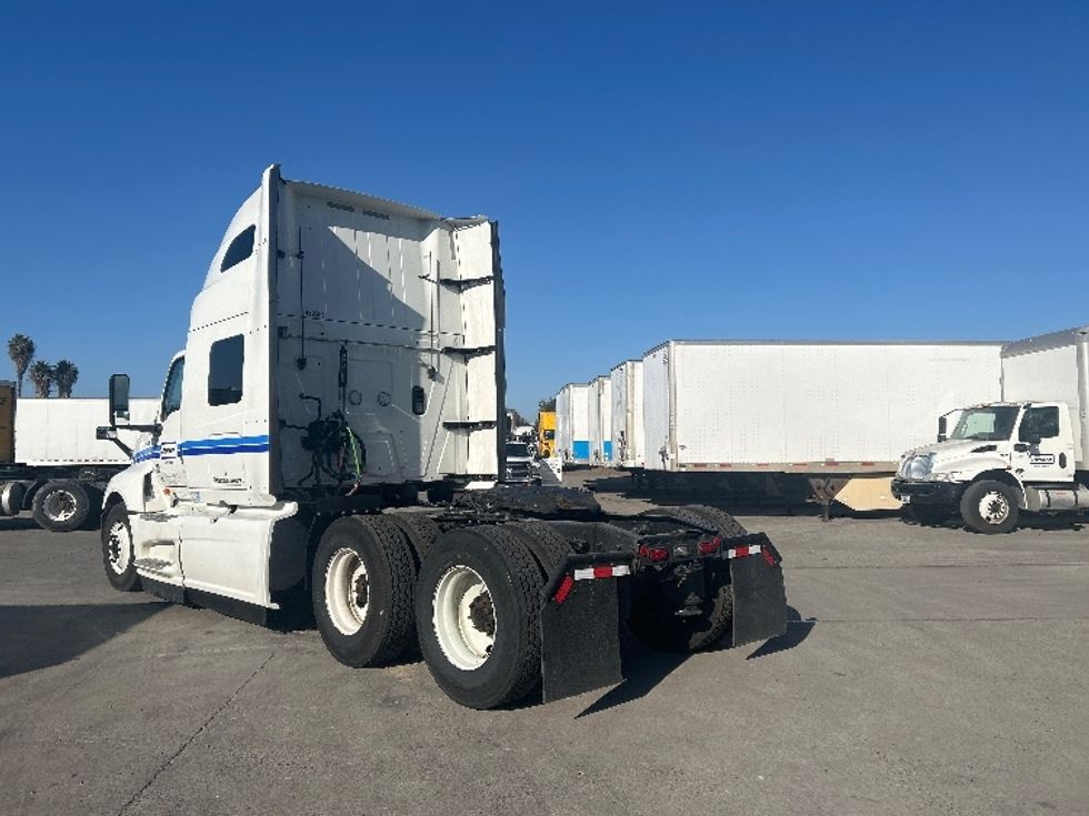 Sleeper Tractor-Heavy Duty Tractors-International-2023-LT625-San Diego-CA-572,538\n\t\tmiles-$ 57,250 - Image 5