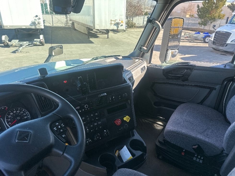 Sleeper Tractor-Heavy Duty Tractors-International-2023-LT625-Sparks-NV-526,311\n\t\tmiles-$ 62,250 - Image 12