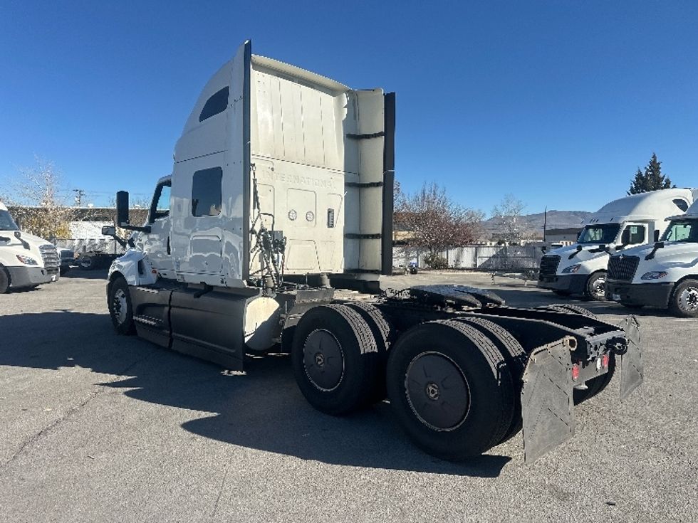 Sleeper Tractor-Heavy Duty Tractors-International-2023-LT625-Sparks-NV-526,311\n\t\tmiles-$ 62,250 - Image 5