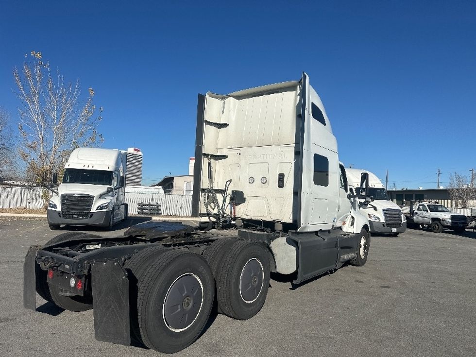 Sleeper Tractor-Heavy Duty Tractors-International-2023-LT625-Sparks-NV-526,311\n\t\tmiles-$ 62,250 - Image 7