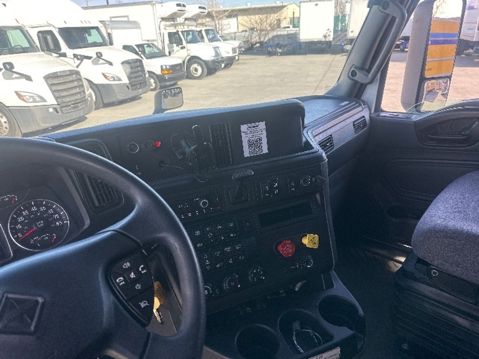 Sleeper Tractor-Heavy Duty Tractors-International-2023-LT625-Sparks-NV-556,599\n\t\tmiles-$ 56,750 - Image 12