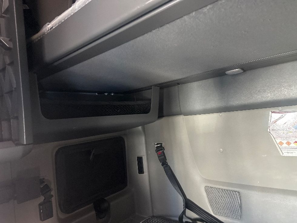 Sleeper Tractor-Heavy Duty Tractors-International-2023-LT625-Sparks-NV-556,599\n\t\tmiles-$ 56,750 - Image 19