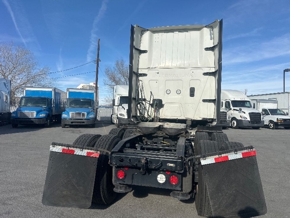 Sleeper Tractor-Heavy Duty Tractors-International-2023-LT625-Sparks-NV-556,599\n\t\tmiles-$ 56,750 - Image 6