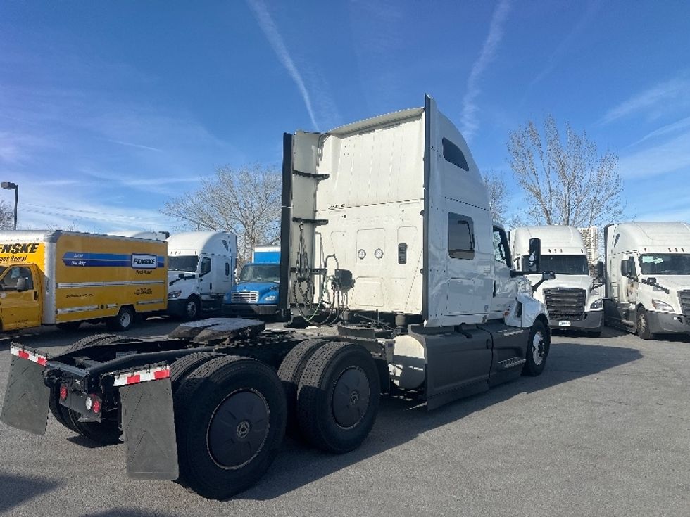 Sleeper Tractor-Heavy Duty Tractors-International-2023-LT625-Sparks-NV-556,599\n\t\tmiles-$ 56,750 - Image 7