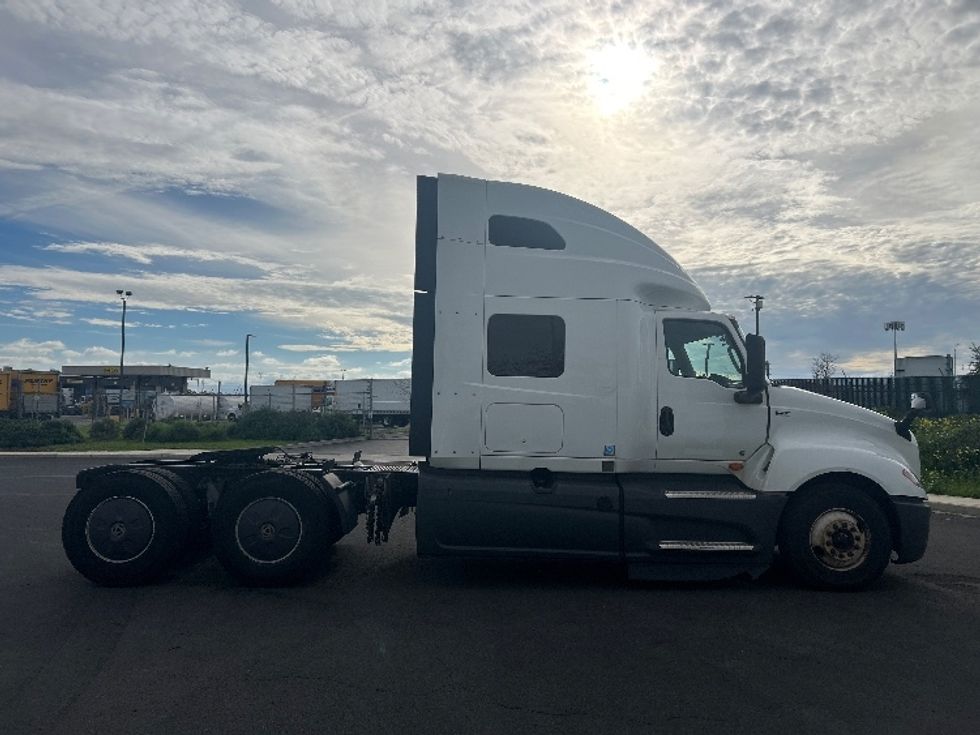 Sleeper Tractor-Heavy Duty Tractors-International-2023-LT625-Stockton-CA-572,708\n\t\tmiles-$ 55,000 - Image 8
