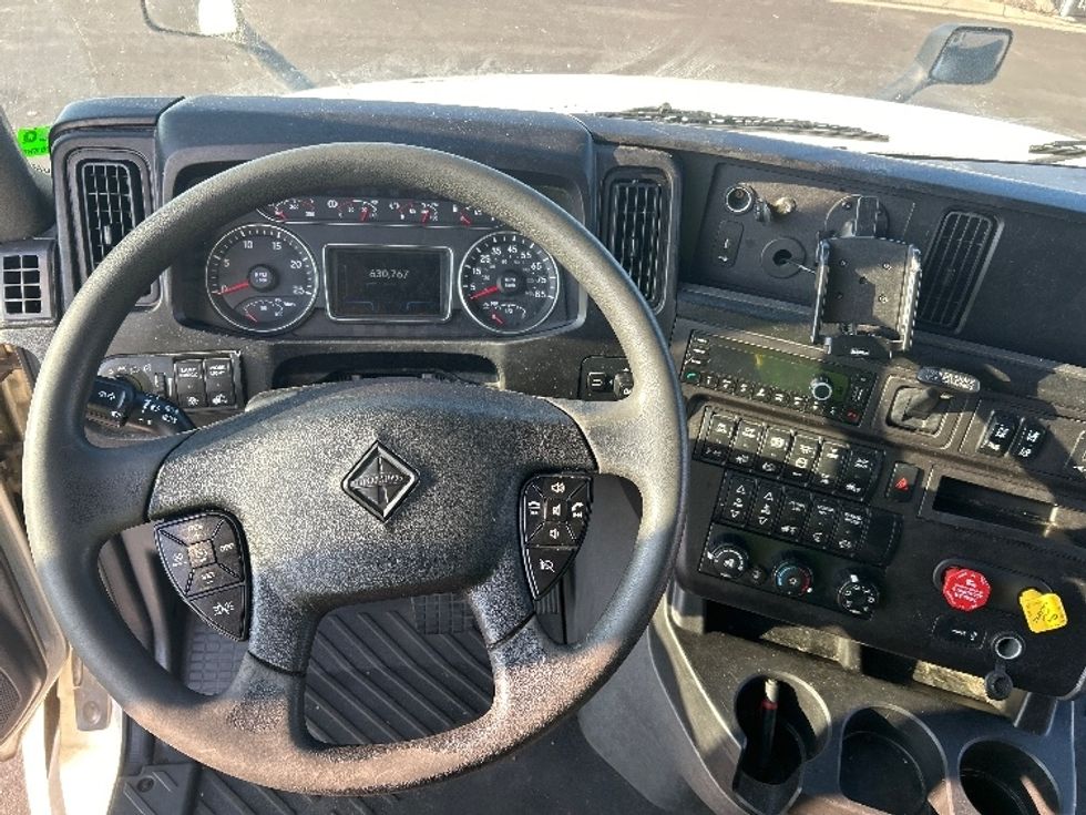 Sleeper Tractor-Heavy Duty Tractors-International-2023-LT625-Stockton-CA-630,768\n\t\tmiles-$ 48,750 - Image 10