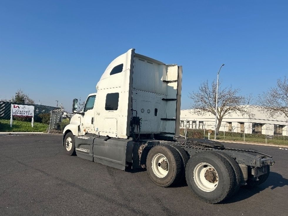 Sleeper Tractor-Heavy Duty Tractors-International-2023-LT625-Stockton-CA-630,768\n\t\tmiles-$ 48,750 - Image 5