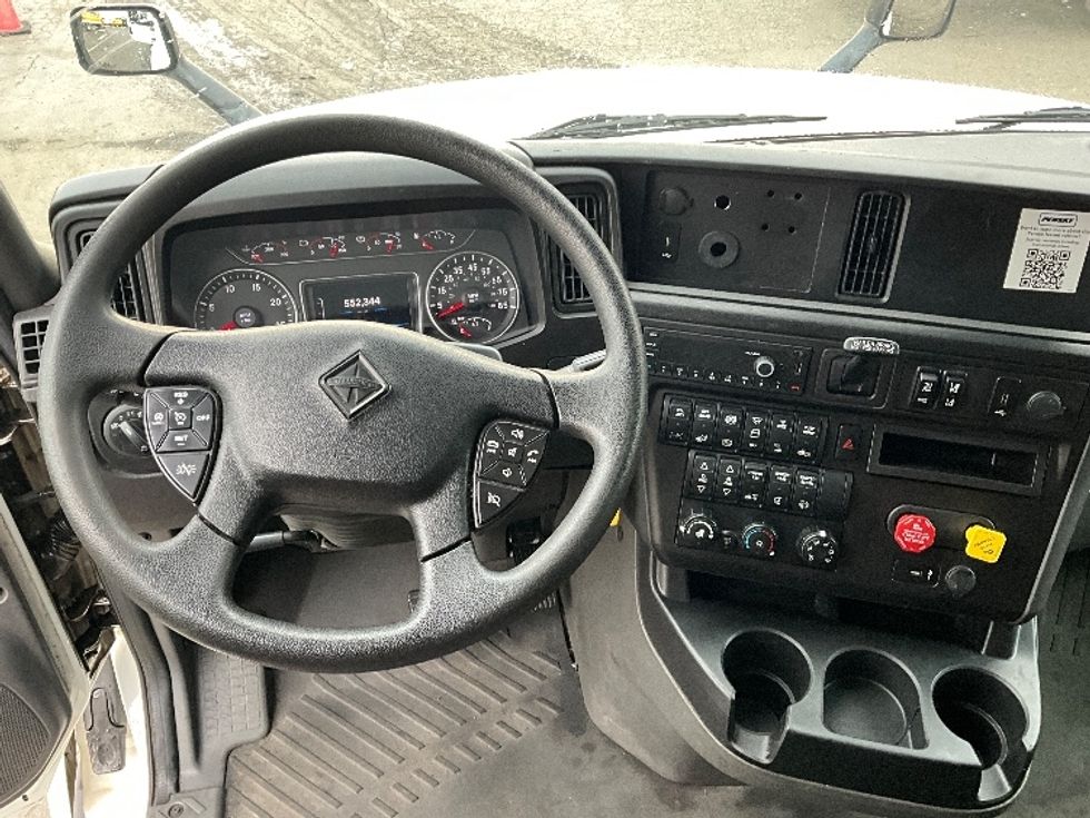 Sleeper Tractor-Heavy Duty Tractors-International-2023-LT625-Tacoma-WA-552,345\n\t\tmiles-$ 57,250 - Image 11