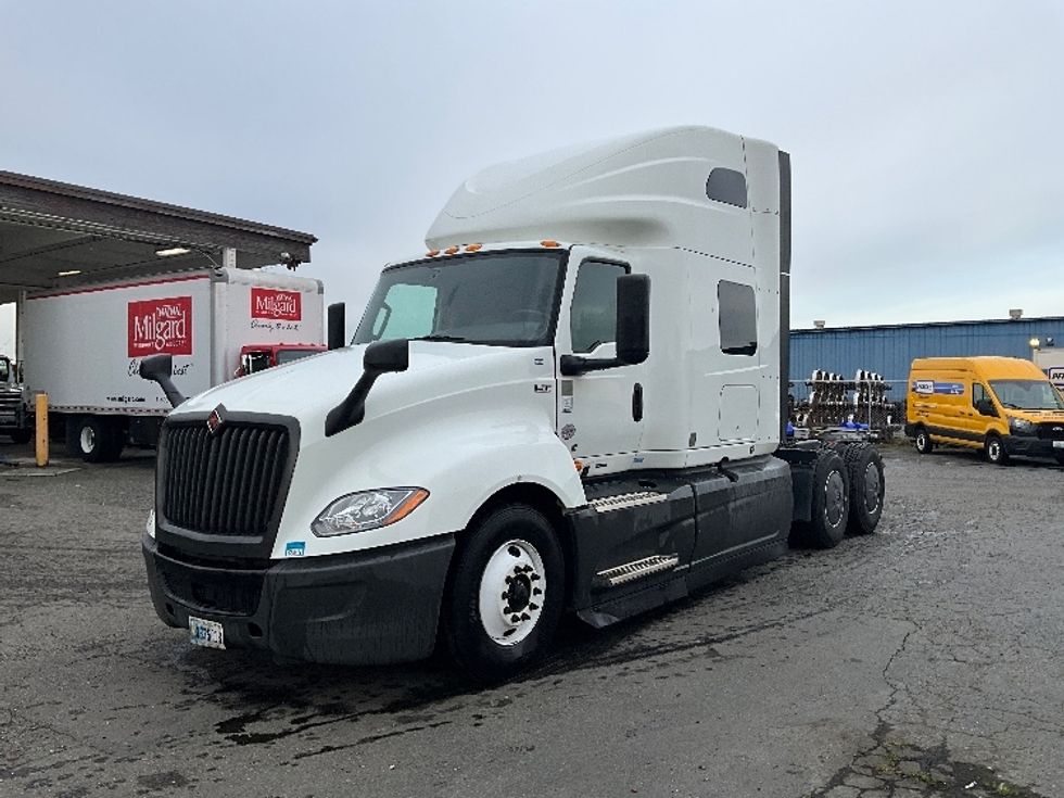Sleeper Tractor-Heavy Duty Tractors-International-2023-LT625-Tacoma-WA-552,345\n\t\tmiles-$ 57,250 - Image 3