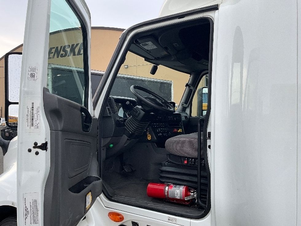 Sleeper Tractor-Heavy Duty Tractors-International-2023-LT625-Tacoma-WA-552,345\n\t\tmiles-$ 57,250 - Image 9