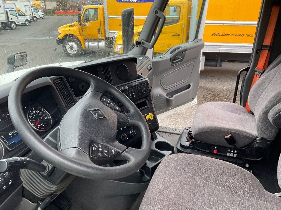 Sleeper Tractor-Heavy Duty Tractors-International-2023-LT625-Tacoma-WA-621,028\n\t\tmiles-$ 49,750 - Image 10