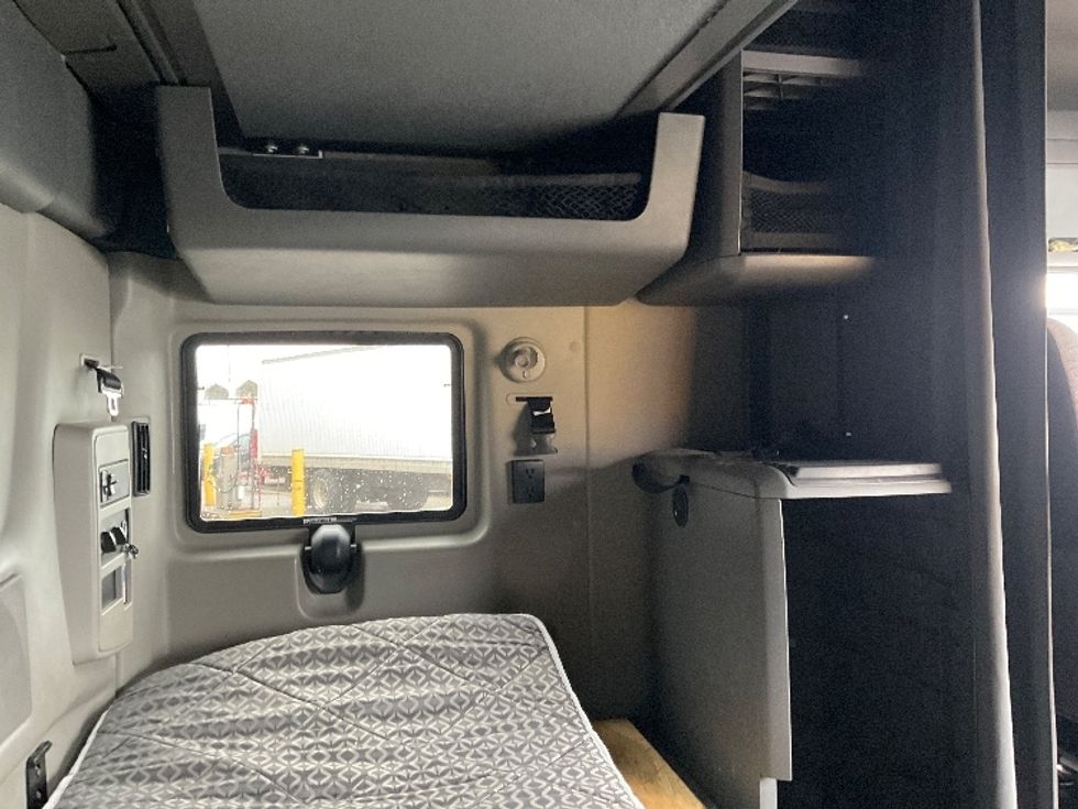 Sleeper Tractor-Heavy Duty Tractors-International-2023-LT625-Tacoma-WA-621,028\n\t\tmiles-$ 49,750 - Image 18